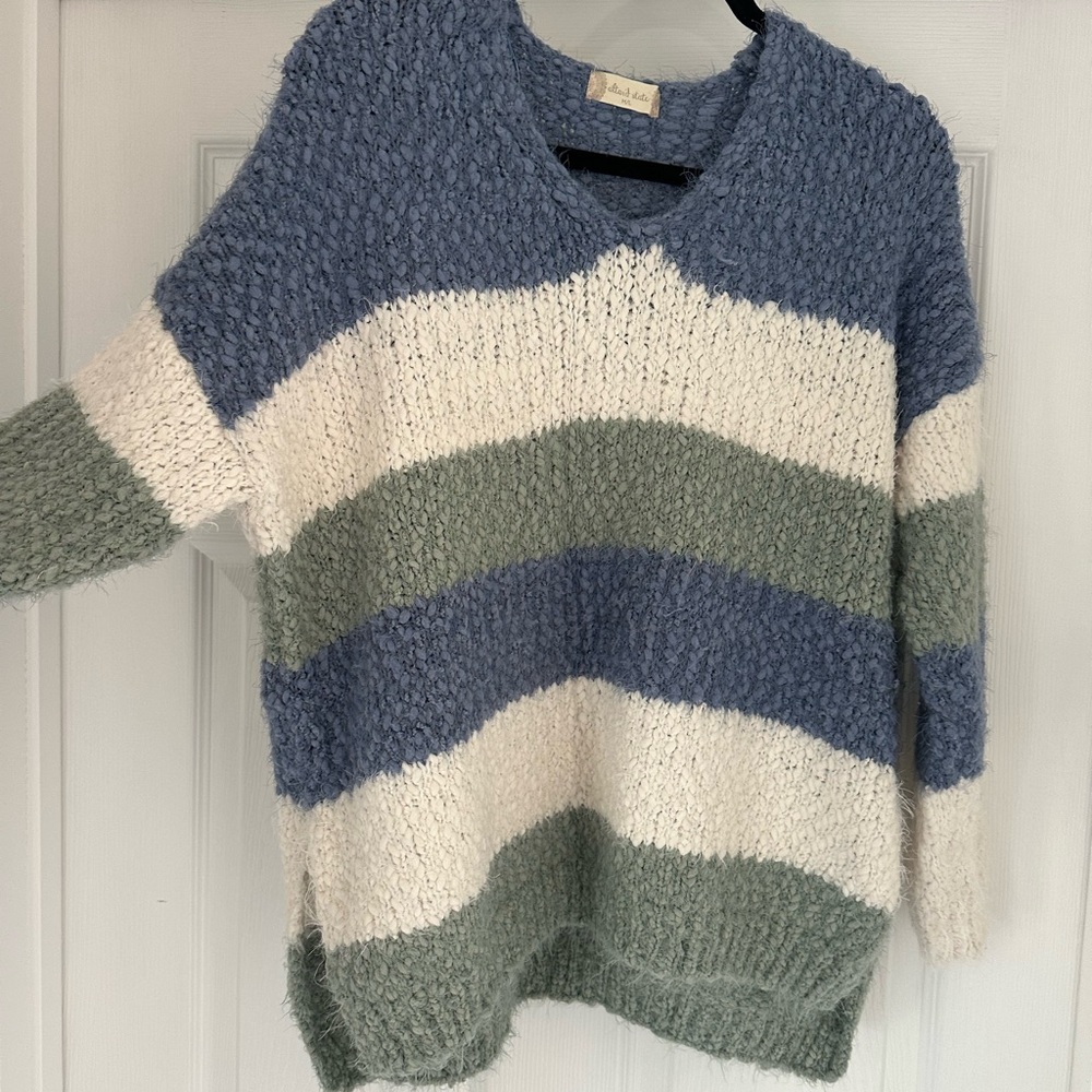 Altar'd State V-Neck Sweater - Blue, White, Green